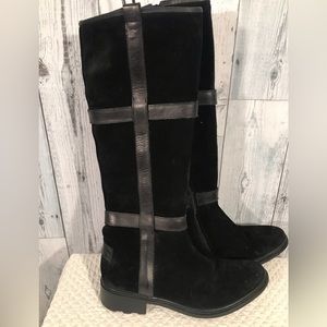 Hunter tall black suede boots with black leather trim